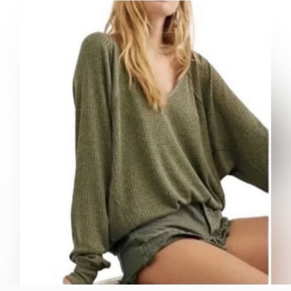NWT: FREE PEOPLE; SANTA CLARA THERMAL LONG SLEEVE TOP. - Picture 3 of 4